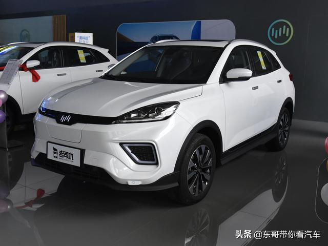 403km续航，快充0.5小时，低价家用代步SUV，实拍威马EX5