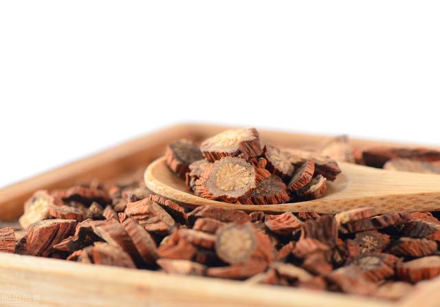 人未老，腰已老？腰痛中药大总结，送给腰酸背痛的你