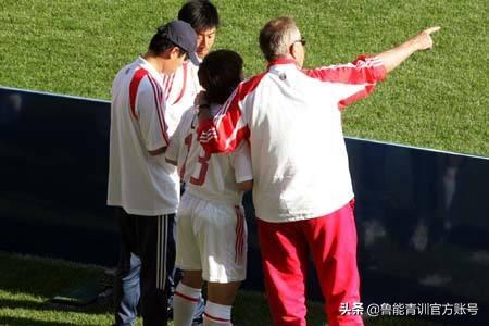 青少年对足球的需求有哪些（青少年足球需注重细节发展）