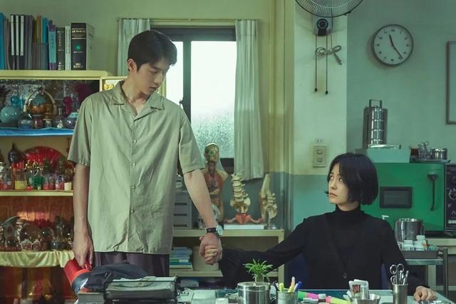 《亲切的金子》精彩片段(亲切的金子精彩片段视频)-天晟网