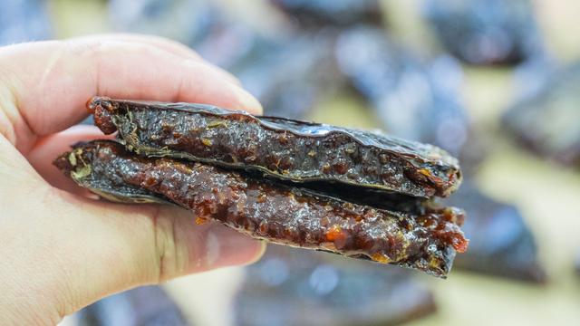 春天，女人想少用化妆品，多吃6种“紫色食物”，常吃脸色更红润