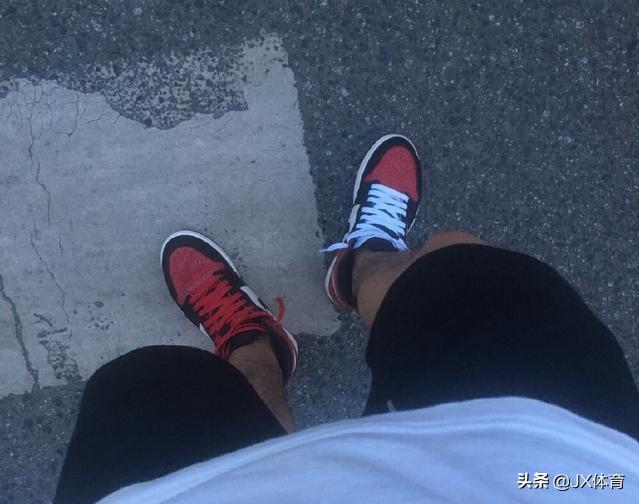 aj1高帮鞋带绑法从头到尾（如何让你的AJ1与众不同）(6)