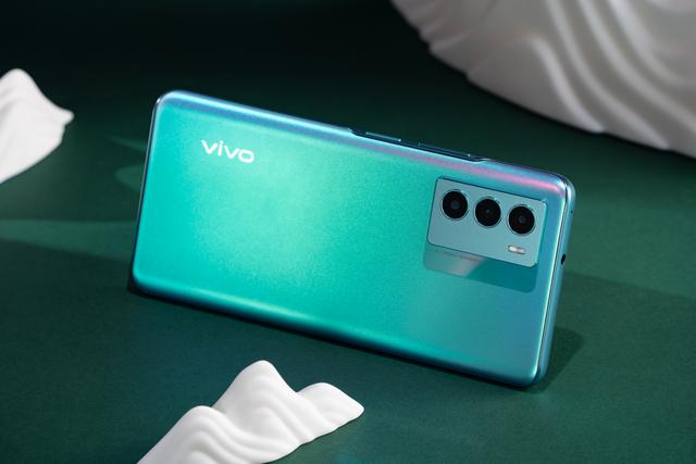 vivo  T1评测：骁龙778G+5000mAh组合，重度使用一整天是什么体验？