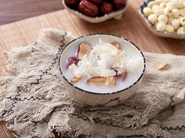 秋季咽喉炎高发，收好这份护嗓攻略！轻松搞定痰多咳嗽咽痛干痒