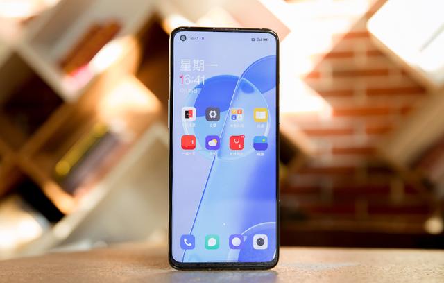 2000元次旗舰和5000元真旗舰，有何不同？多花3000就是交智商税吗