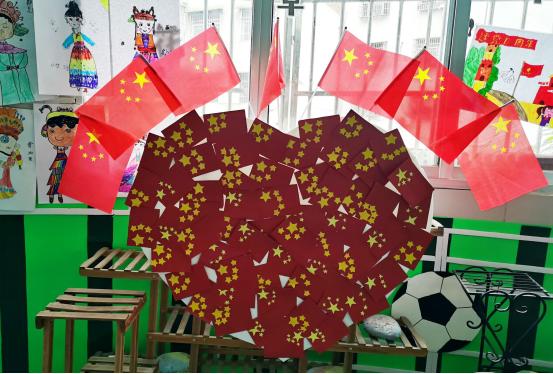 中国心 爱国情——淅川县实验幼儿园开展国庆节主题活动