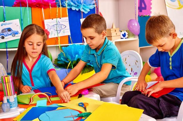 分享是一种美德 但父母不要强迫孩子 否则会适得其反 全网搜