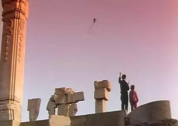 �й���������ӰϷ(�ӡ���������¦�ǵ���Ƭ����9��ӰϷ��д�����й�80��ı�Ǩ��)