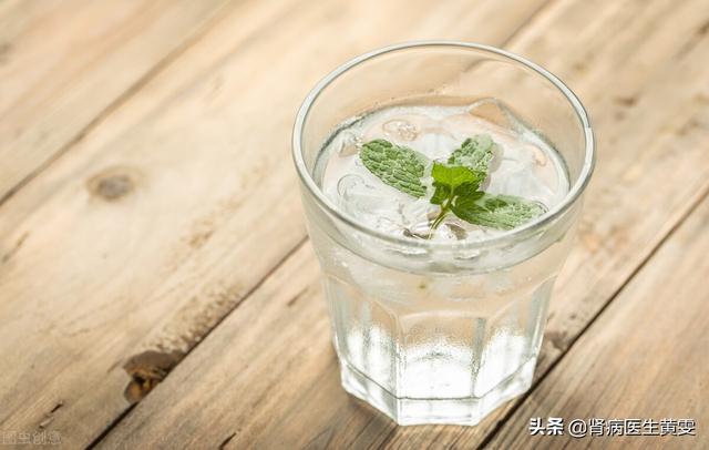 多喝水到底是养肾还是给肾脏增添负担？