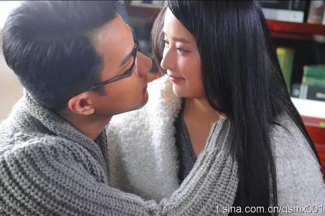 刘庭羽百科送祝福刘庭羽新婚鞋