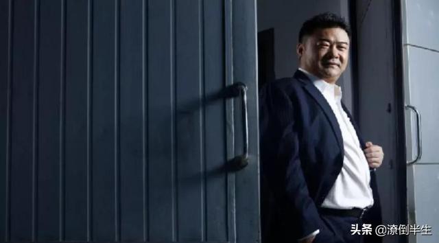 外逃的资本巨鳄，留下的一地鸡毛