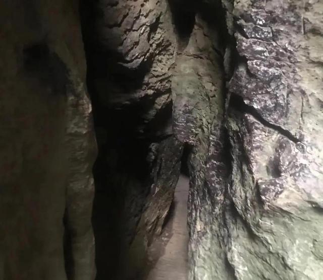 黄山石英石制砂机设备