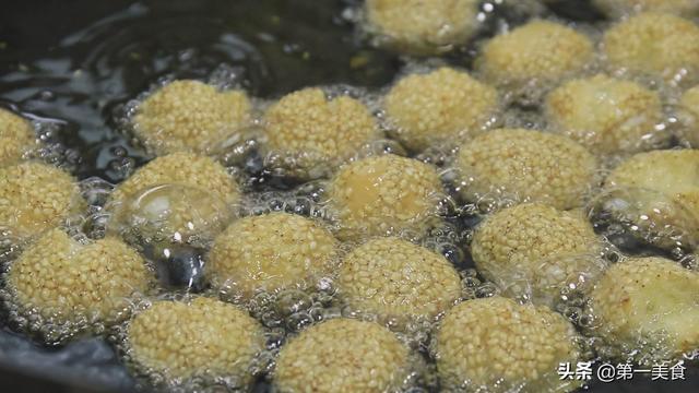 想吃零食不用买，4种面食详细做法，不用烤箱不发面，几分钟出锅