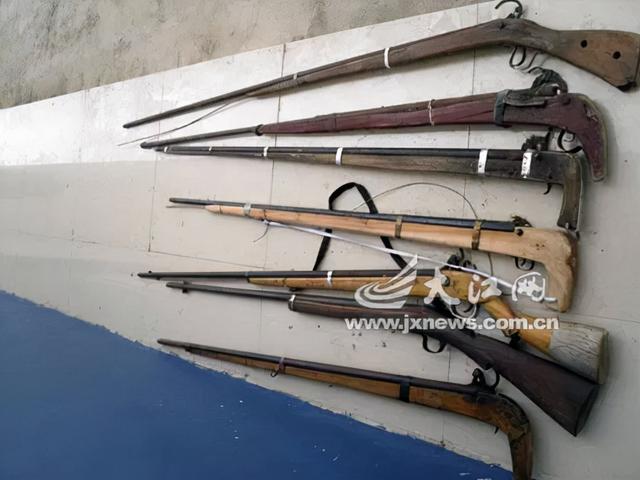 武汉枪击案：不得不问，在中国，这枪从哪冒来的？
