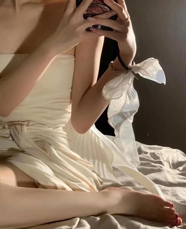 罗拉身体乳哪个网站有