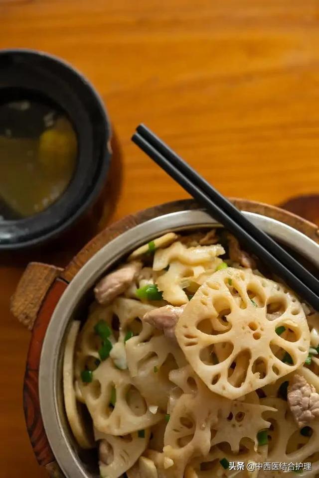 「饮食科普」这些水果蔬菜生吃与熟吃，差别竟然这么大