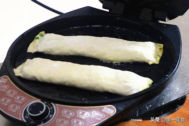 韭菜饼的做法 韭菜饼的做法（煎韭菜饼的做法） 美食