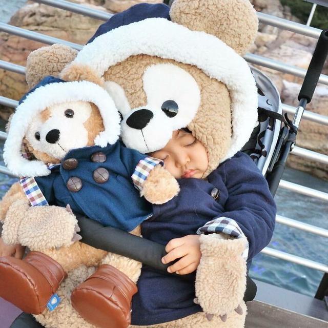 可爱的孩子们穿着妈妈为他们制作的手工服装（30 张图片）