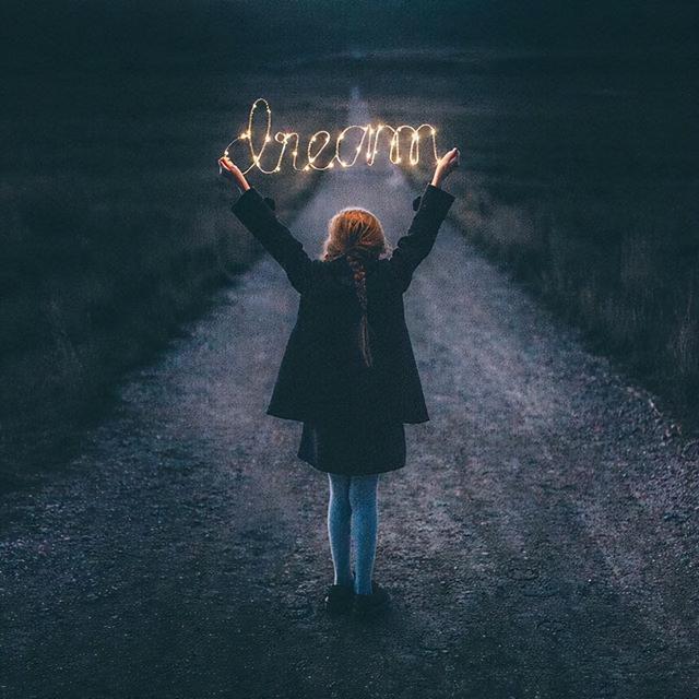 心累伤感配图伤感说说心情不好好累