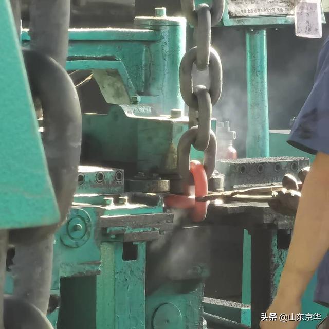 矿用输送机
