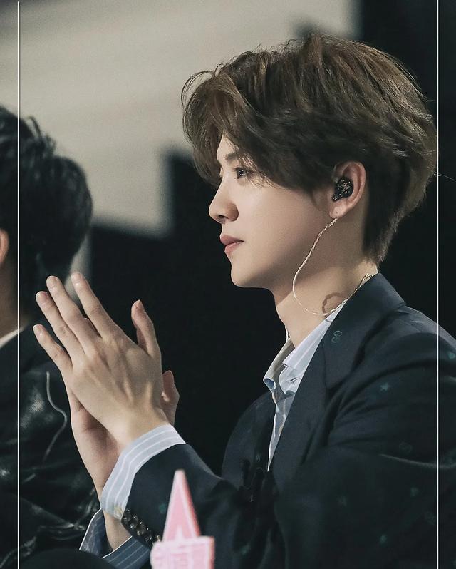 天天向上关晓彤鹿晗那一期（关晓彤连续五年准点为鹿晗庆生）