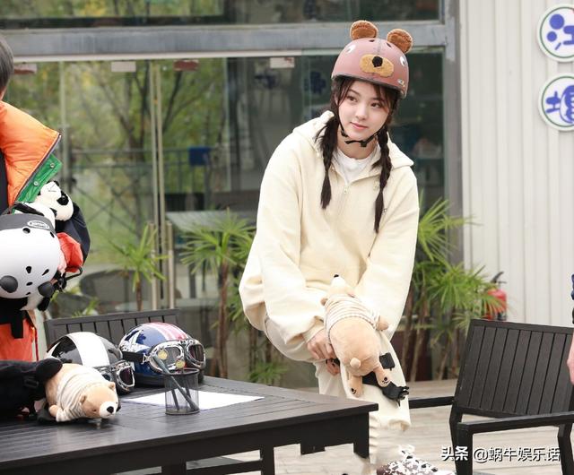 欧阳娜娜陈伟霆综艺名字(陈伟霆欧阳娜娜综艺叫什么)