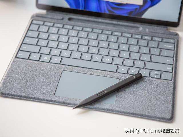 微软的固执与用户的偏执 Surface Pro 8评测