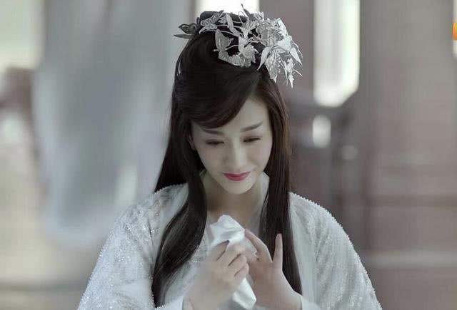 温柔又呆萌,但是在大义面前好不含糊的林婉儿说道这里大家都会纳闷了