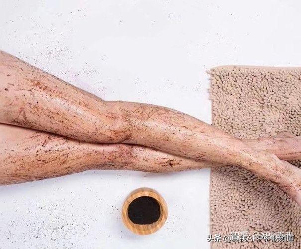 皮肤突然出来一片红色鸡皮