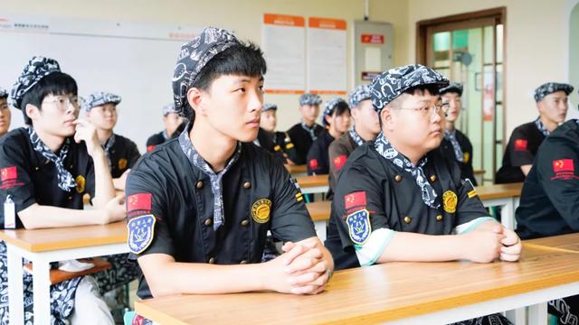 转学后孩子不适应怎么办(孩子刚转学,还不适应,我们要怎样做)