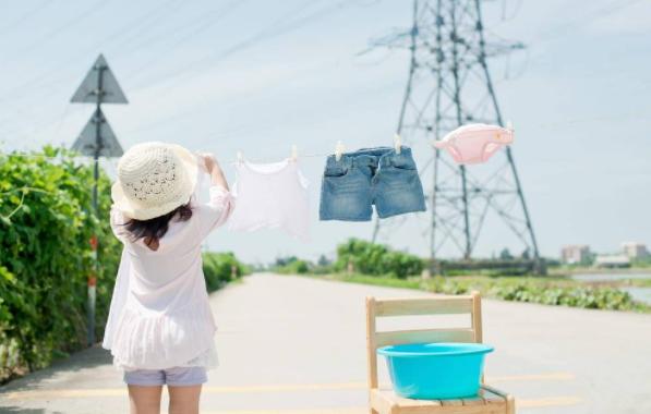 “太子妈”无脑护娃，亲自做值日被批，反向育儿才是硬道理