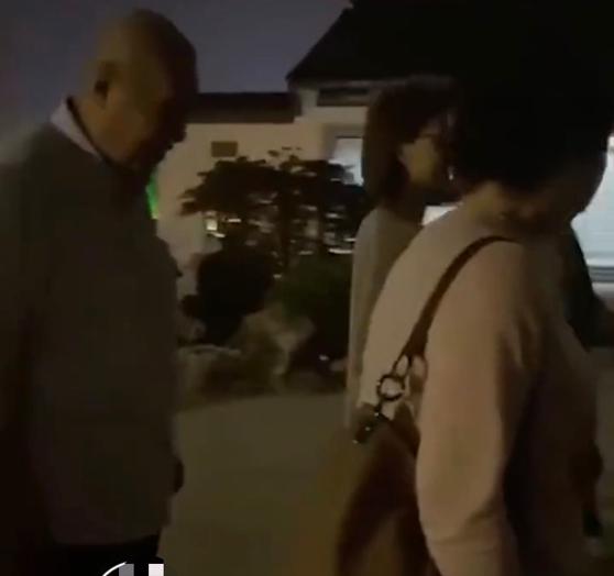 「记者爆料」赵又廷拍三生三世高圆圆探班(高圆圆带女儿探班赵又廷视频)