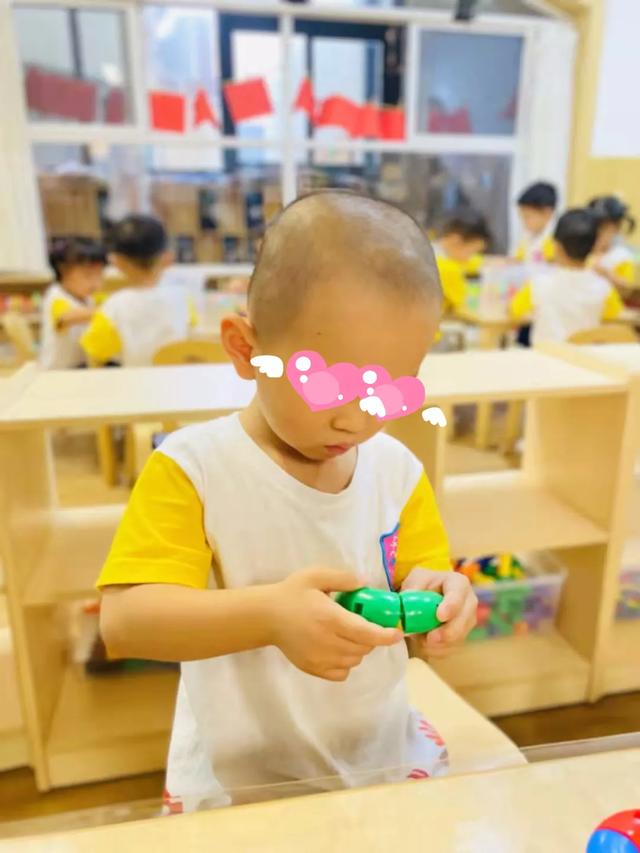 22周、不到1斤……那些闯关成功的超早产儿，后来都怎么样了……