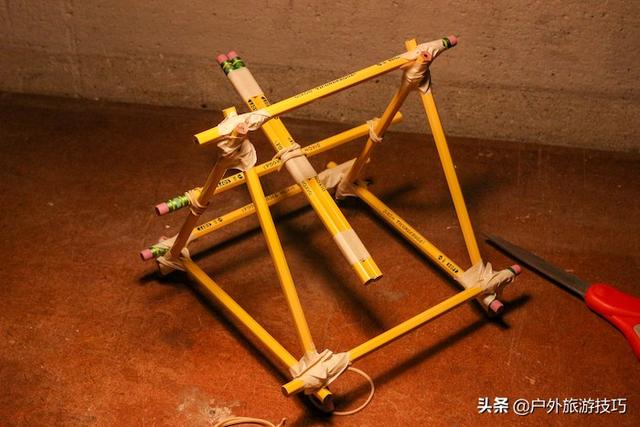 自己制作抛石机,全世界都隔离不能去外面耍