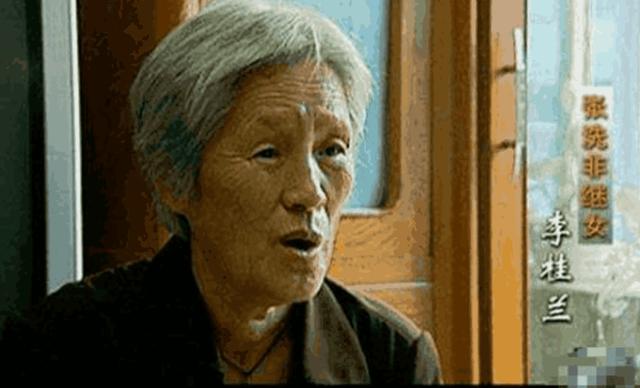 小凤仙的故事:小凤仙下嫁锅炉工，痴呆中离世仍带蔡锷照片，蔡锷后人：自作多情