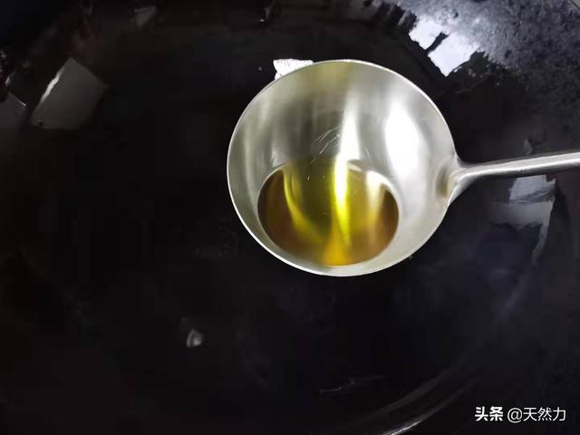 栗子黄焖鸡是哪个地方的菜