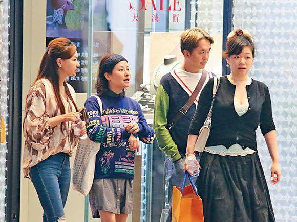 五个有“多妻”的港星，大傻哥榜上有名，最多四个。
(图23)