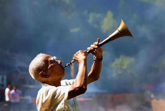 黑键跳舞（黑键白键舞蹈）