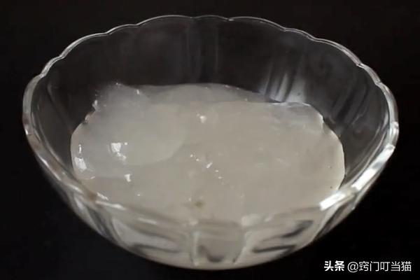 用什么胶贴对联（用什么胶贴对联好清理）