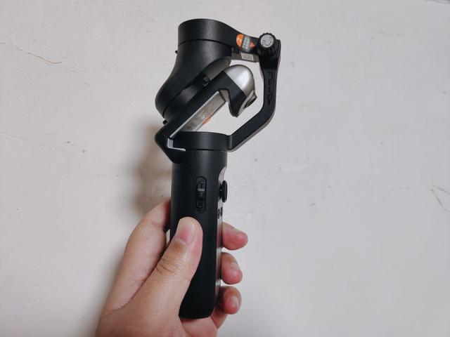 给云台装上了眼睛，浩瀚V2手机云台，做你的智能跟踪小助手