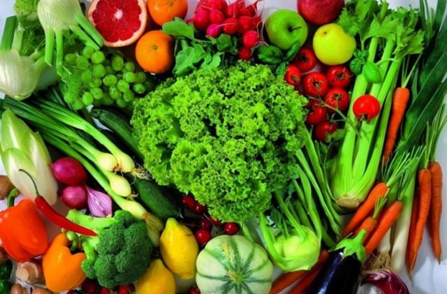 消灭讨厌的痘痘 , 要注重营养饮食健康搭配