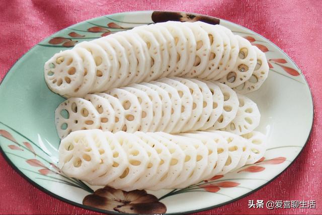 九月里，吃瓜不如吃这8种美食，清甜降燥又润肺，一年四季身体好