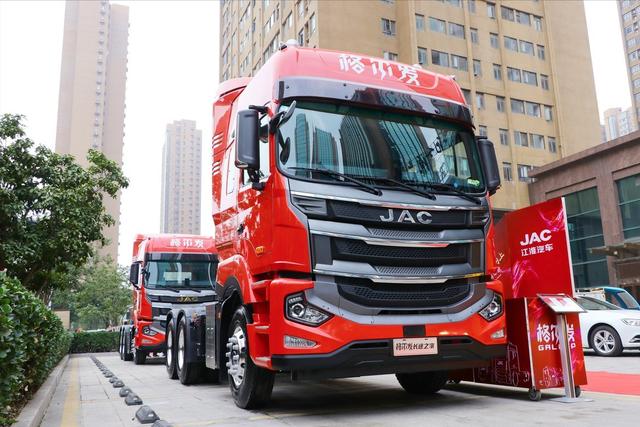 这是“抄底”的时候？一口气猛降达10万，11月这波血拼有多狠？