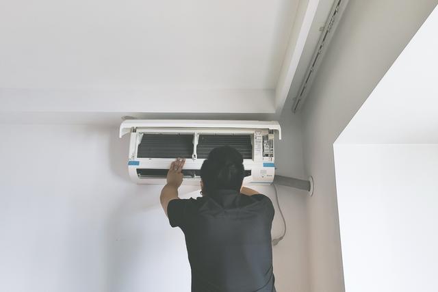 京东自营的空调拆洗服务不止一家？我叫了两家上门对比