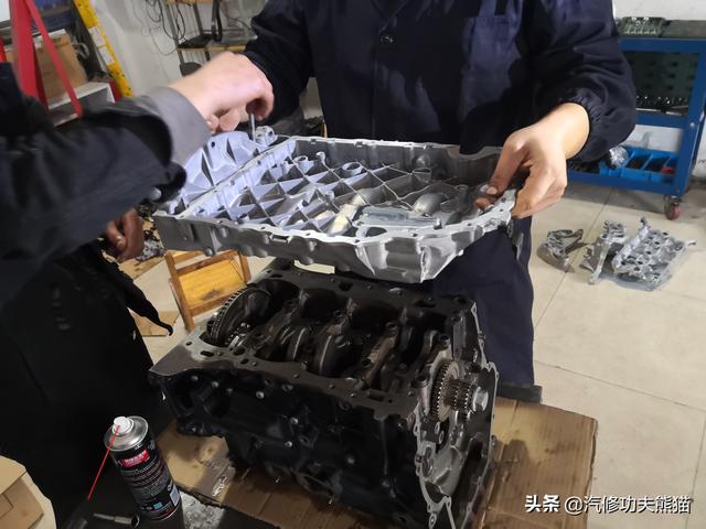 帕萨特1.8t烧机油怎么处理好(14款帕萨特1.8t烧机油解决方案)