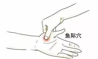 秋天按这三个穴位，给肺部排浊气清毒，养肺去结节效果好