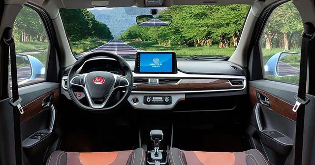 汉唐Q8电动车改款评测：搭载8度锂电池，续航150公里，适应全路况