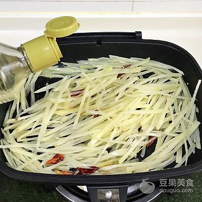 酸辣土豆丝的做法