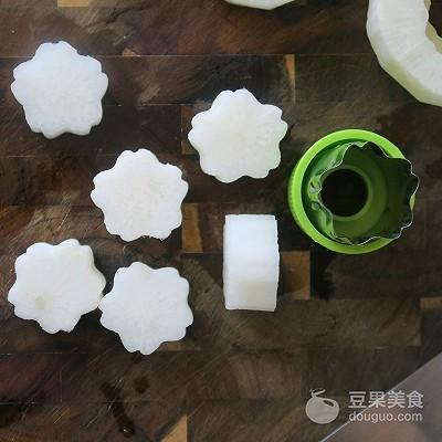 关东煮白萝卜家庭做法（一根白萝卜关东煮）(3)