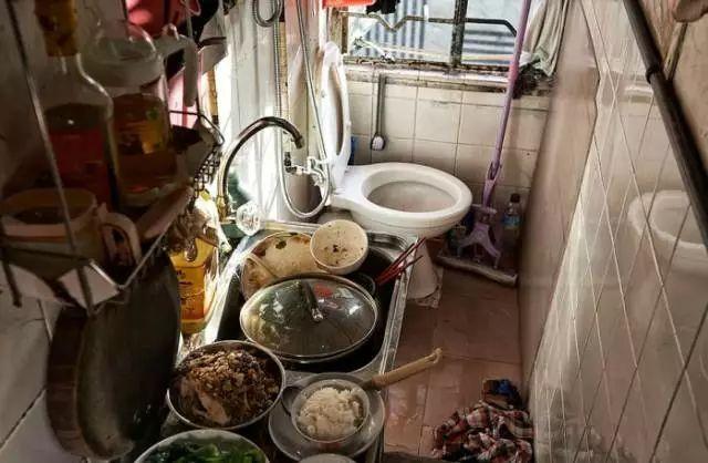 租香港水管房贵不贵，香港政府推出豪华“水管房”…月租仅3000港币！（附实探）